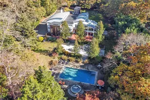 46 Locust Ln, Northport, NY 11768 - Photo 2