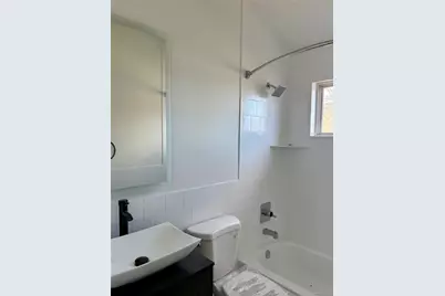 146 Jefferson Avenue #B, Mineola, NY 11501 - Photo 6