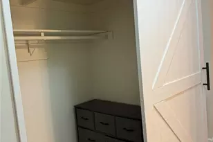 1701 Cherry Hill Dr, Poughkeepsie, NY 12603 - Photo 10