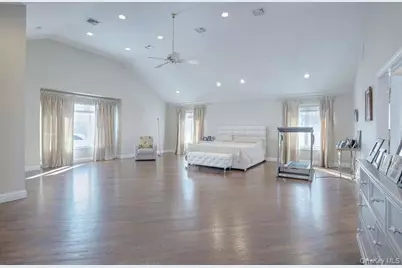 89 Spook Rock Road, Suffern, NY 10901 - Photo 18