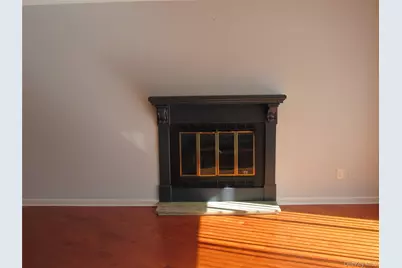 302 Town Hill Road #302, Nanuet, NY 10954 - Photo 4