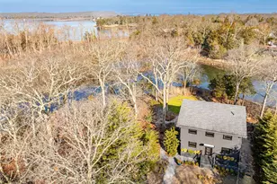 9 Helens Ln, Southampton, NY 11968 - Photo 26