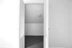 46 Fountain Pl, Poughkeepsie, NY 12603 - Photo 24