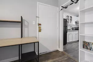 560 Tuckahoe Rd, Yonkers, NY 10710 - Photo 8
