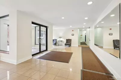 30 N Broadway #5H, White Plains, NY 10601 - Photo 4