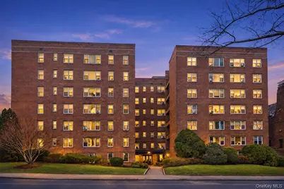 30 N Broadway #5H, White Plains, NY 10601 - Photo 1