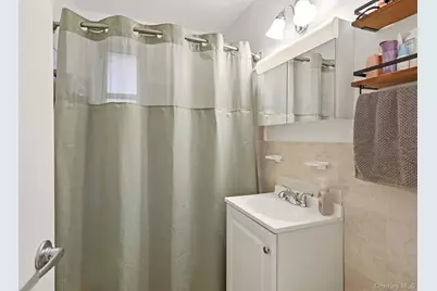 30 N Broadway #5H, White Plains, NY 10601 - Photo 24