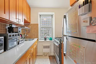 30 N Broadway #5H, White Plains, NY 10601 - Photo 14