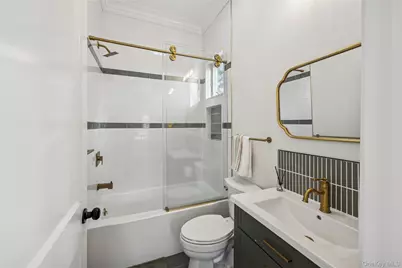 227 Prospect Avenue, Sea Cliff, NY 11579 - Photo 24