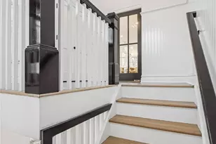 227 Prospect Ave, Sea Cliff, NY 11579 - Photo 24