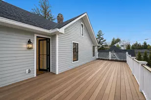 227 Prospect Ave, Sea Cliff, NY 11579 - Photo 40