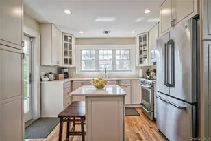 28 Lindbergh St, Locust Valley, NY 11560 - Photo 14