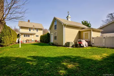 28 Lindbergh Street, Locust Valley, NY 11560 - Photo 26