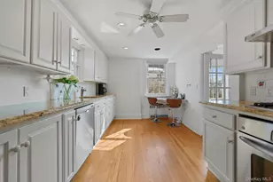 401 Heathcote Rd, Scarsdale, NY 10583 - Photo 10