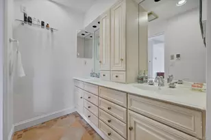 401 Heathcote Rd, Scarsdale, NY 10583 - Photo 18