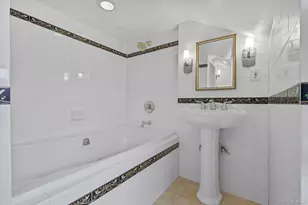 401 Heathcote Rd, Scarsdale, NY 10583 - Photo 28