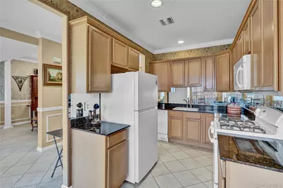 85 Constantine Way, Mount Sinai, NY 11766 - Photo 12