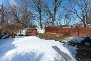 17 Argyle St, Lake Peekskill, NY 10537 - Photo 10