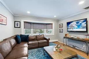 6 Stimson Pl, Huntington, NY 11743 - Photo 8