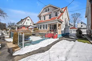 109-11 207th St, Queens Village, NY 11429 - Photo 22