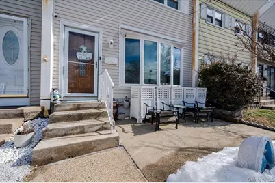 512 Prentiss Avenue, Bronx, NY 10465 - Photo 2