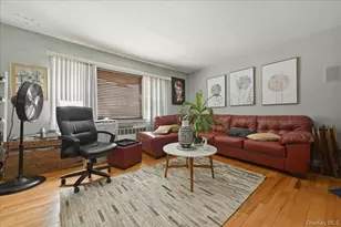 135-14 220th St, Springfield Gardens, NY 11413 - Photo 12