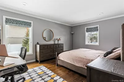 105 Jefferson Street, Garden City, NY 11530 - Photo 14