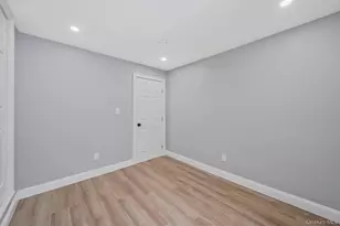 78 Adirondack Dr, Selden, NY 11784 - Photo 12