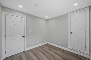 78 Adirondack Dr, Selden, NY 11784 - Photo 18