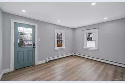 78 Adirondack Drive, Selden, NY 11784 - Photo 4