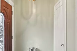 110-07 172nd St, Jamaica, NY 11433 - Photo 2