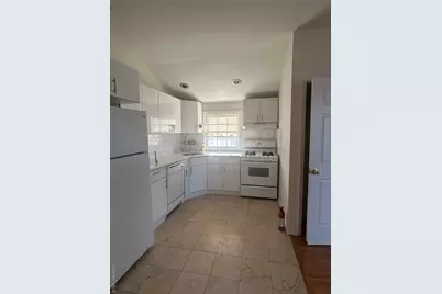 20238 47 Avenue #2Floor, Bayside, NY 11361 - Photo 2