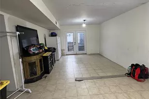 159-36 88th St, Howard Beach, NY 11414 - Photo 18