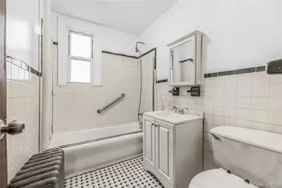 3425 Dekalb Avenue, Bronx, NY 10467 - Photo 14