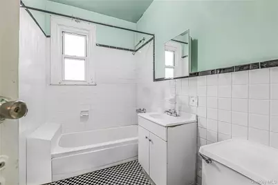 3425 Dekalb Avenue, Bronx, NY 10467 - Photo 22