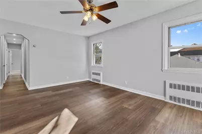 840 E Broadway #upper, Long Beach, NY 11561 - Photo 10