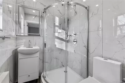 840 E Broadway #upper, Long Beach, NY 11561 - Photo 24