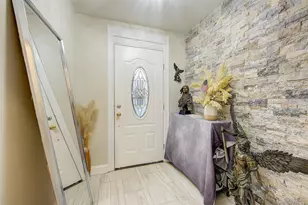 69-63 74th St, Middle Village, NY 11379 - Photo 4