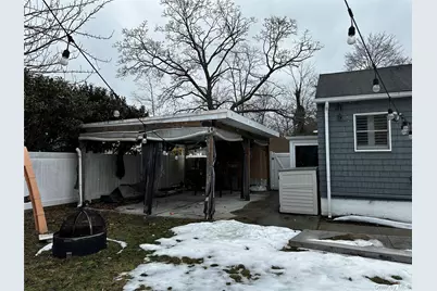 5 Bristol Street, Huntington, NY 11743 - Photo 4