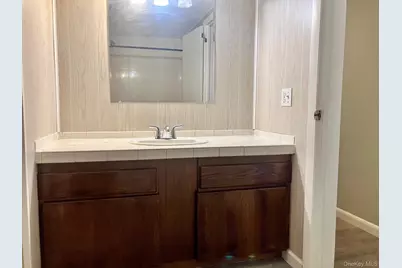 87 W Peenpack Trail, Sparrow Bush, NY 12780 - Photo 18