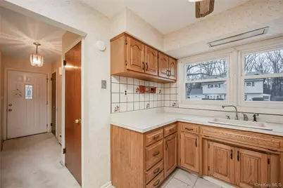 101 Franklin Street, Massapequa Park, NY 11762 - Photo 12