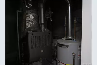 11 Quassaick Avenue, New Windsor, NY 12553 - Photo 14