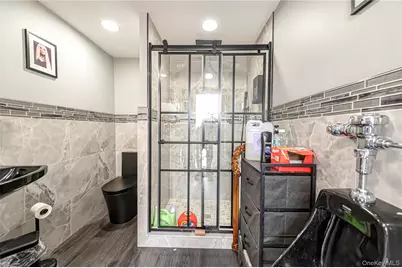 3 Brook Lane, Levittown, NY 11756 - Photo 10