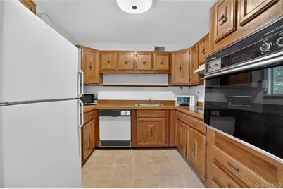 128D Columbia Court #D, Yorktown Heights, NY 10598 - Photo 14