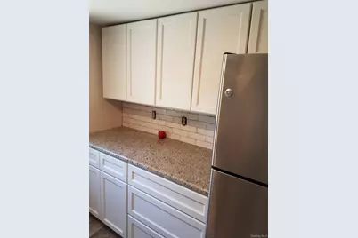 712 7th Street, West Babylon, NY 11704 - Photo 4