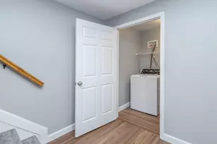 78 B Ashwood Rd, Port Washington, NY 11050 - Photo 32