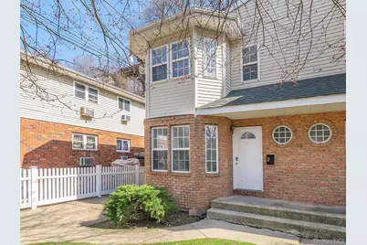 78B Ashwood Road, Port Washington, NY 11050 - Photo 2