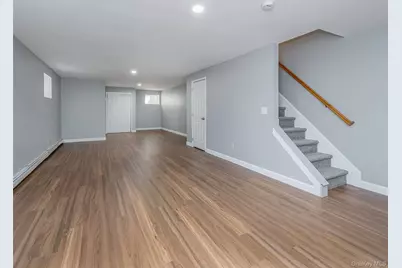 78B Ashwood Road, Port Washington, NY 11050 - Photo 30