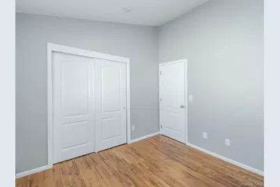 78B Ashwood Road, Port Washington, NY 11050 - Photo 18