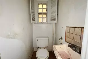 135-33 234th Pl, Rosedale, NY 11422 - Photo 14